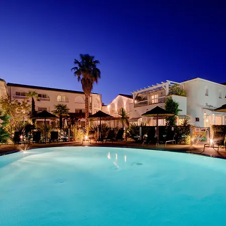Hotel Le - & 4*