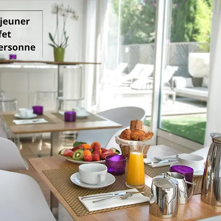 Le 4*