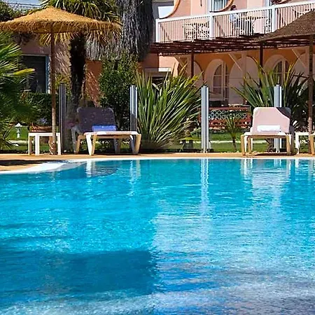 Hotel Le - &
