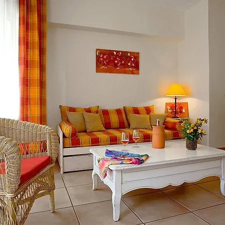 Le Hotel