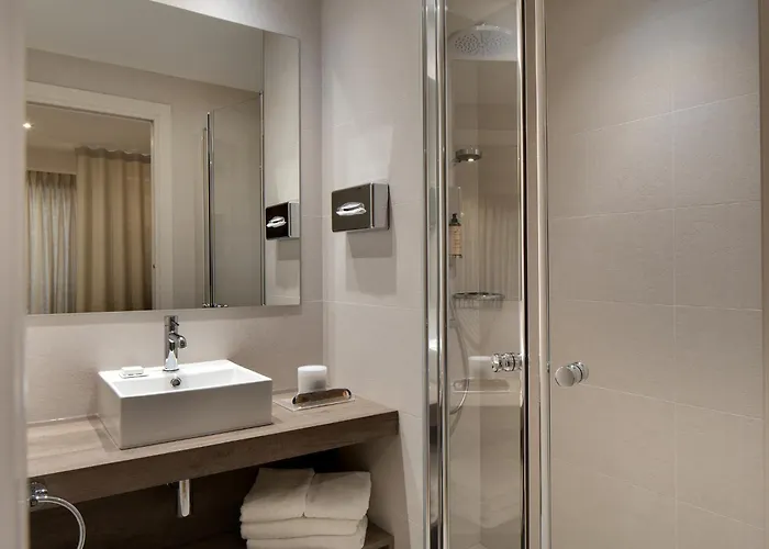 Hotel Le - & Argelès-sur-Mer