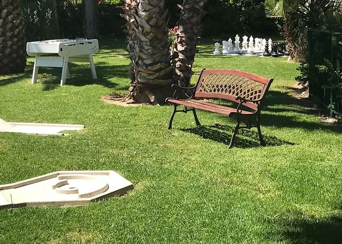 Hotel Le - & Argelès-sur-Mer